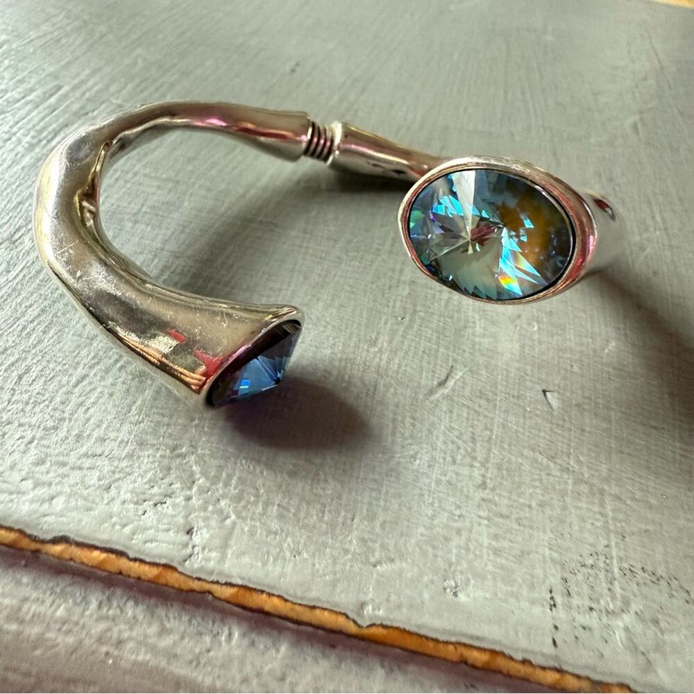 Vidda Spain Silver Plated Swarovski Crystal Hinged Bracelet - Picture 9 of 14